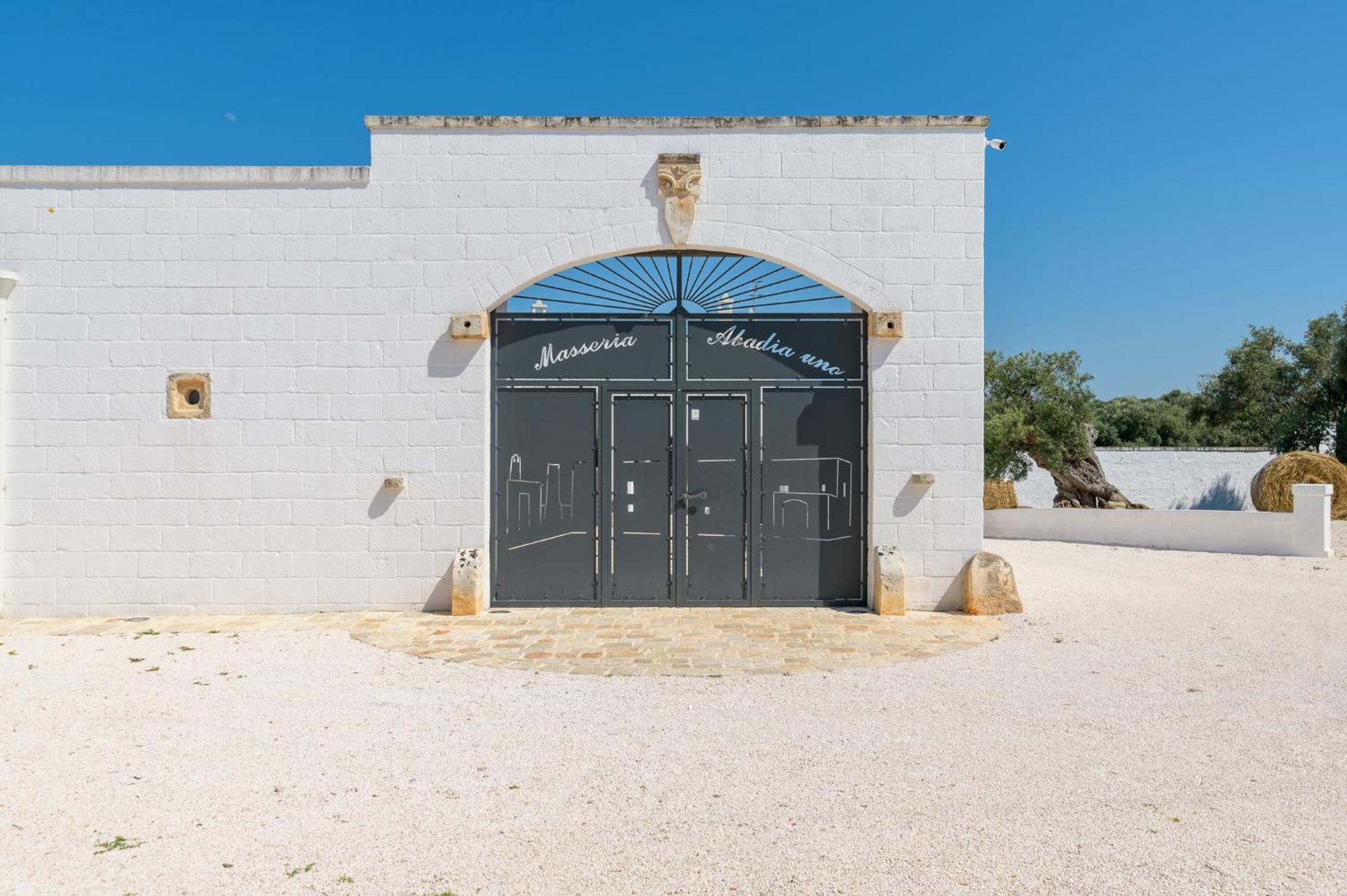 Masseria Abadia Uno Ostuni Eksteriør bilde